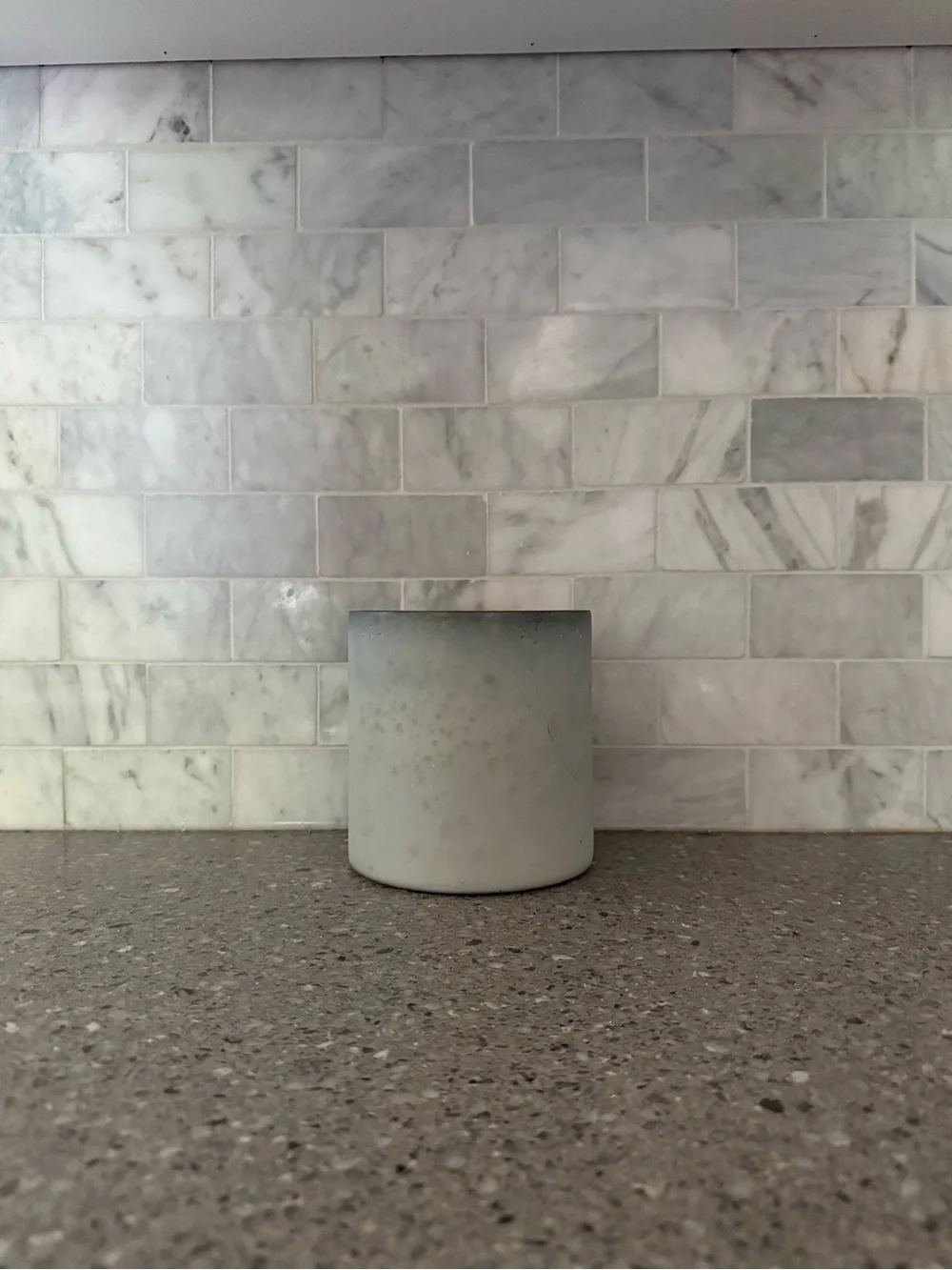 Monogram 'B' Decorative Ceramic Candle Holder - White and Silver (189)